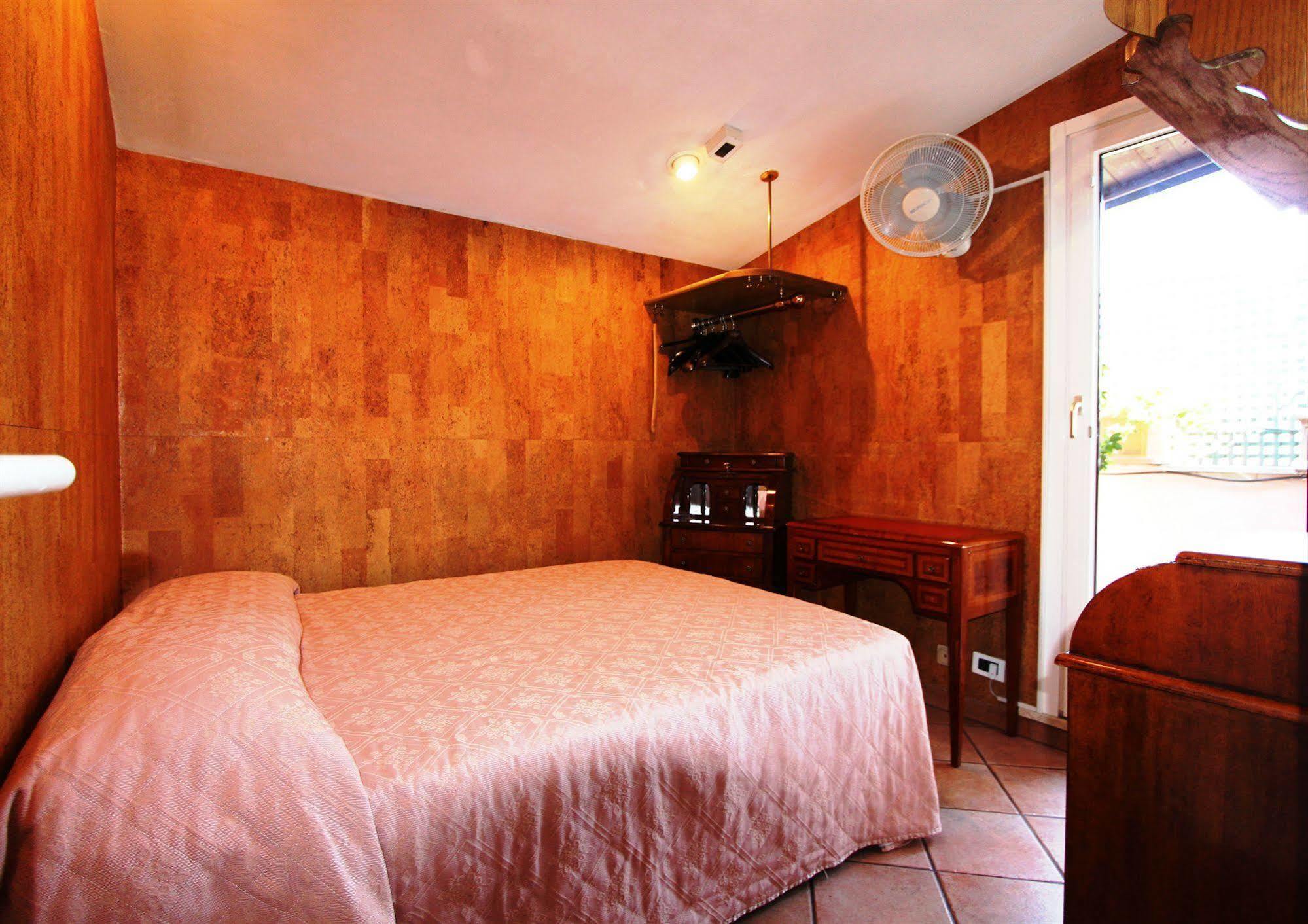 Residence Candia Roma Ngoại thất bức ảnh